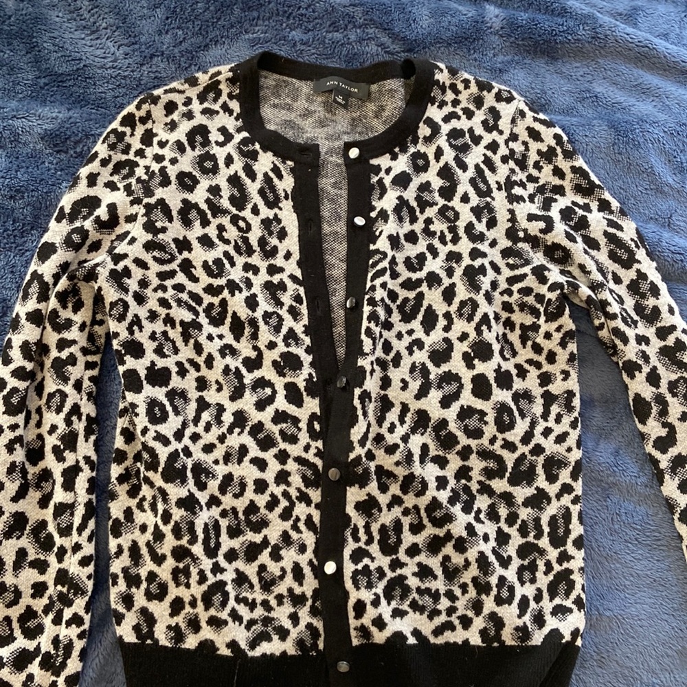 womens ann taylor sweater